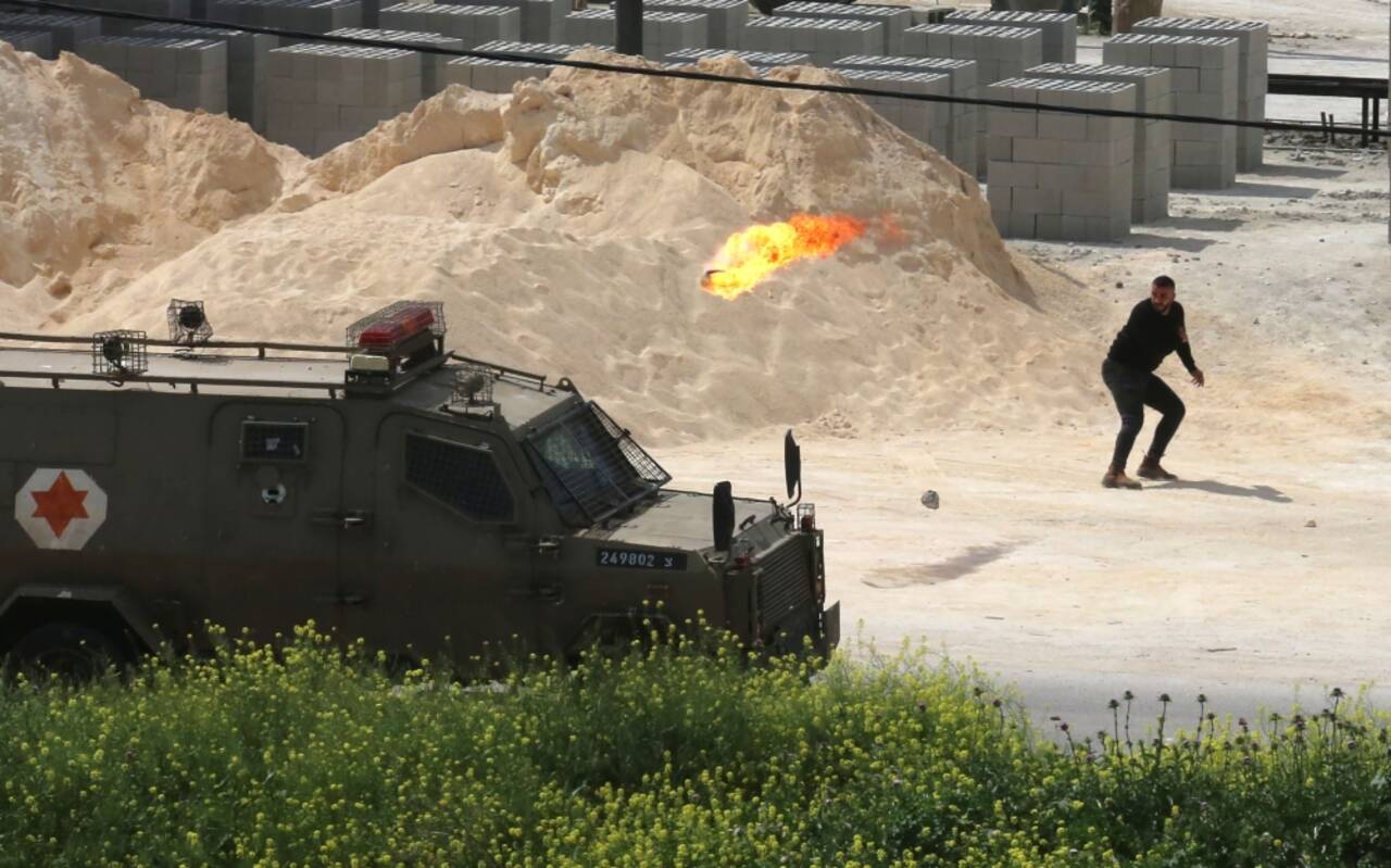 İsrail askerleri Batı Şeria'ya düzenledikleri baskında Filistinli bir genci öldürdü