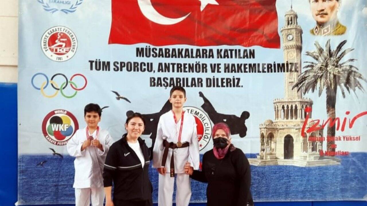 İzmir Aliağa’ya 1 altın, 8 gümüş ve 6 bronz aadalya