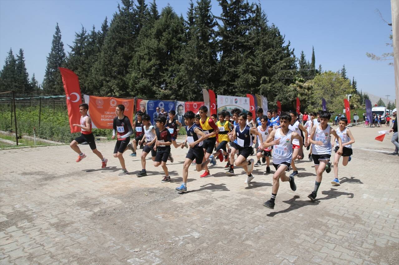 ZONGULDAK - Okul Sporları Küçükler Judo Grup Birinciliği müsabakaları başladı