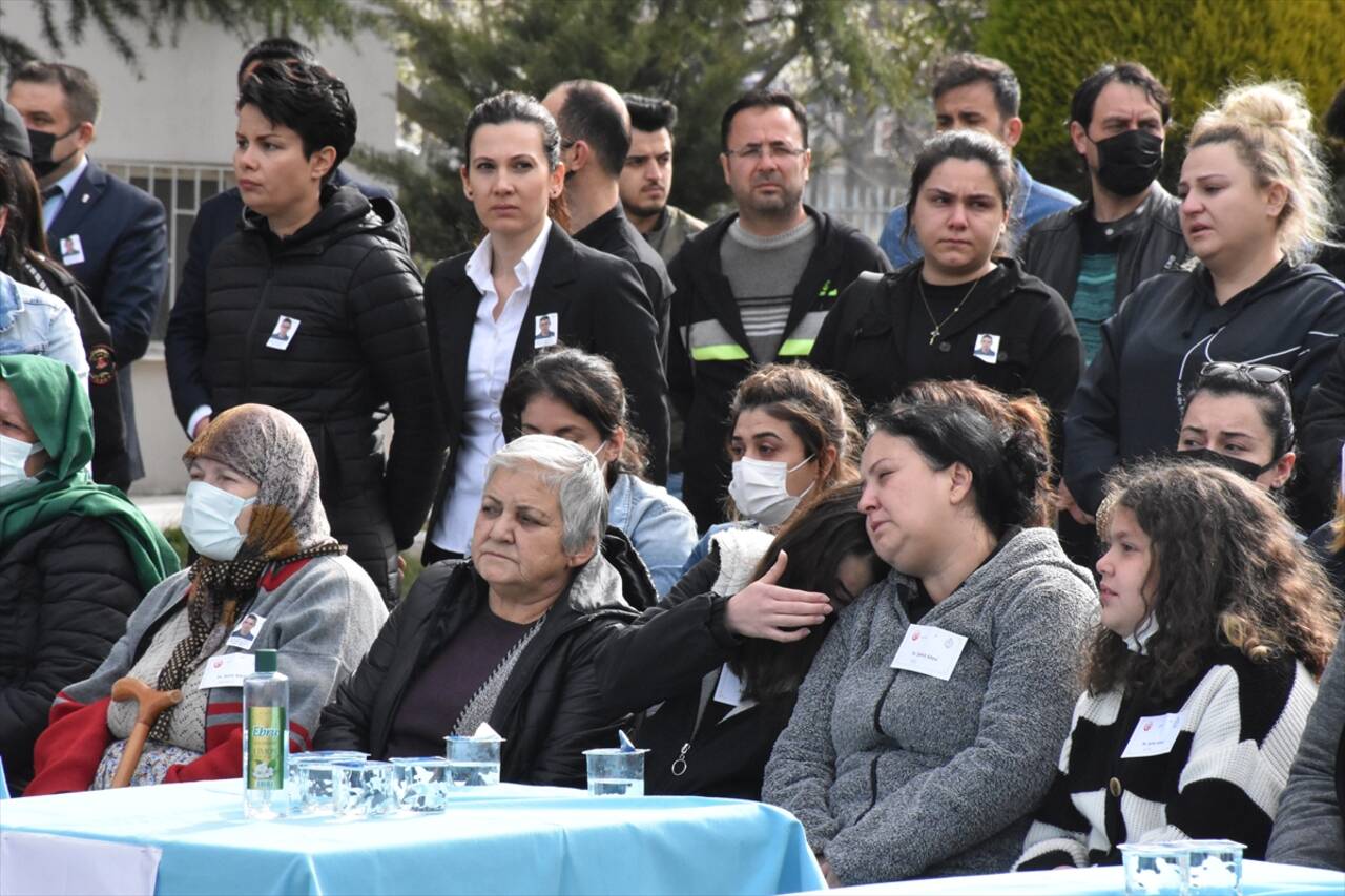 İSTANBUL - Yük gemisi Haydarpaşa Limanı'nda karaya oturdu