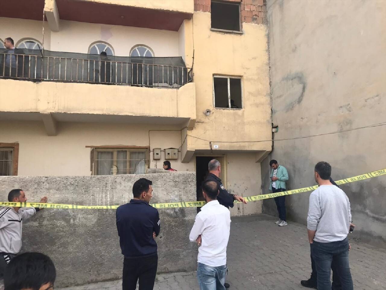 Şanlıurfa'da Suriye uyruklu kadın evinde bıçaklanarak öldürülmüş bulundu