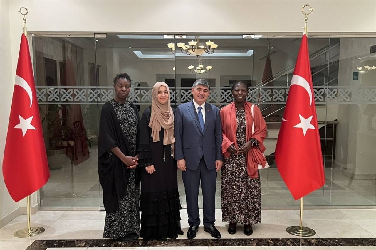 Türkiye'nin Doha Büyükelçiliği Katar'daki yabancı diplomatlara iftar verdi