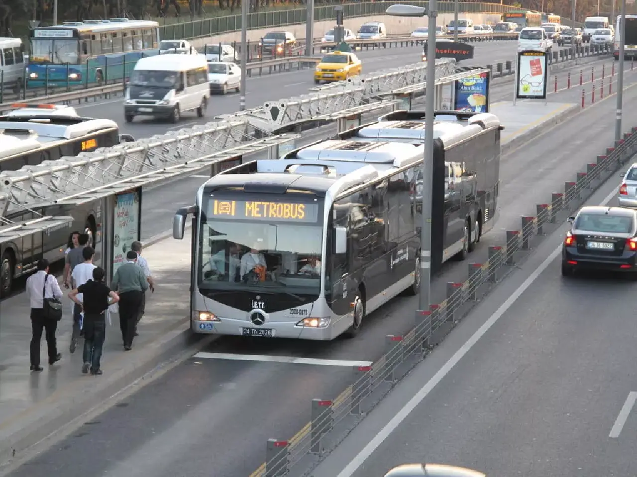 15 Temmuz'da toplu taşıma ücretsiz mi?