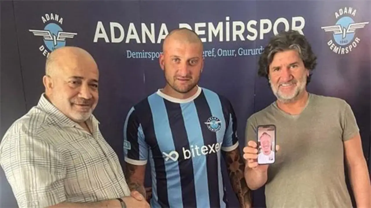 Adana Demirspor'dan transfer sürprizi!