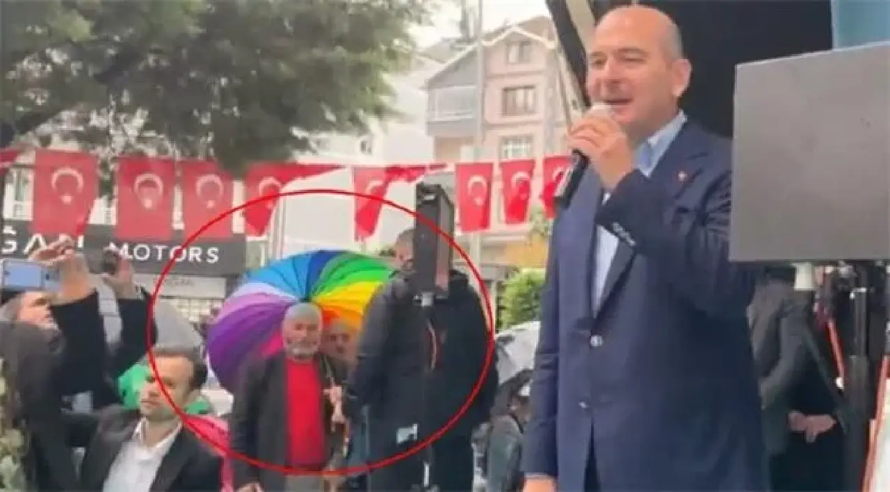 Süleyman Soylu mitinginde 'Gökkuşağı şemsiye' müdahalesi