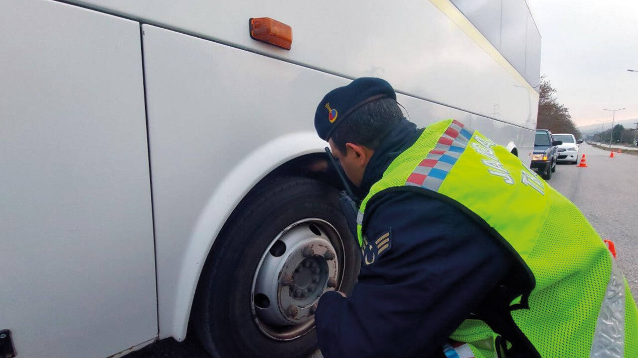 Kış lastiği zorunluluğu erken başladı