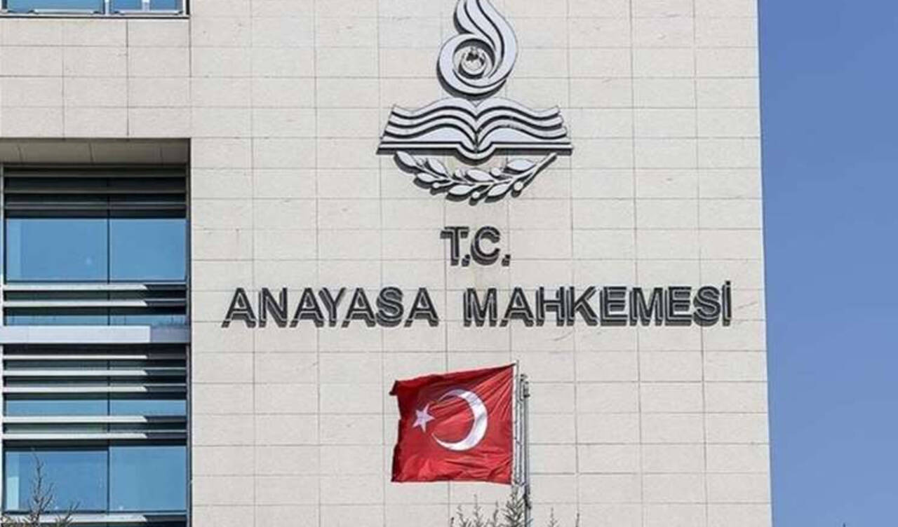 CHP, sivil havacılık düzenlemelerini AYM'ye taşıdı