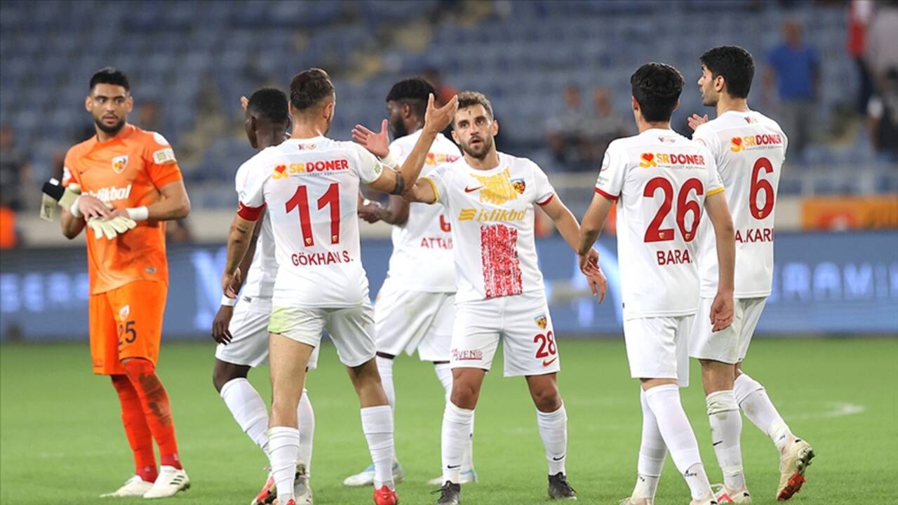 Kayserispor ilk deplasman galibiyetini Hatayspor'a karşı aldı