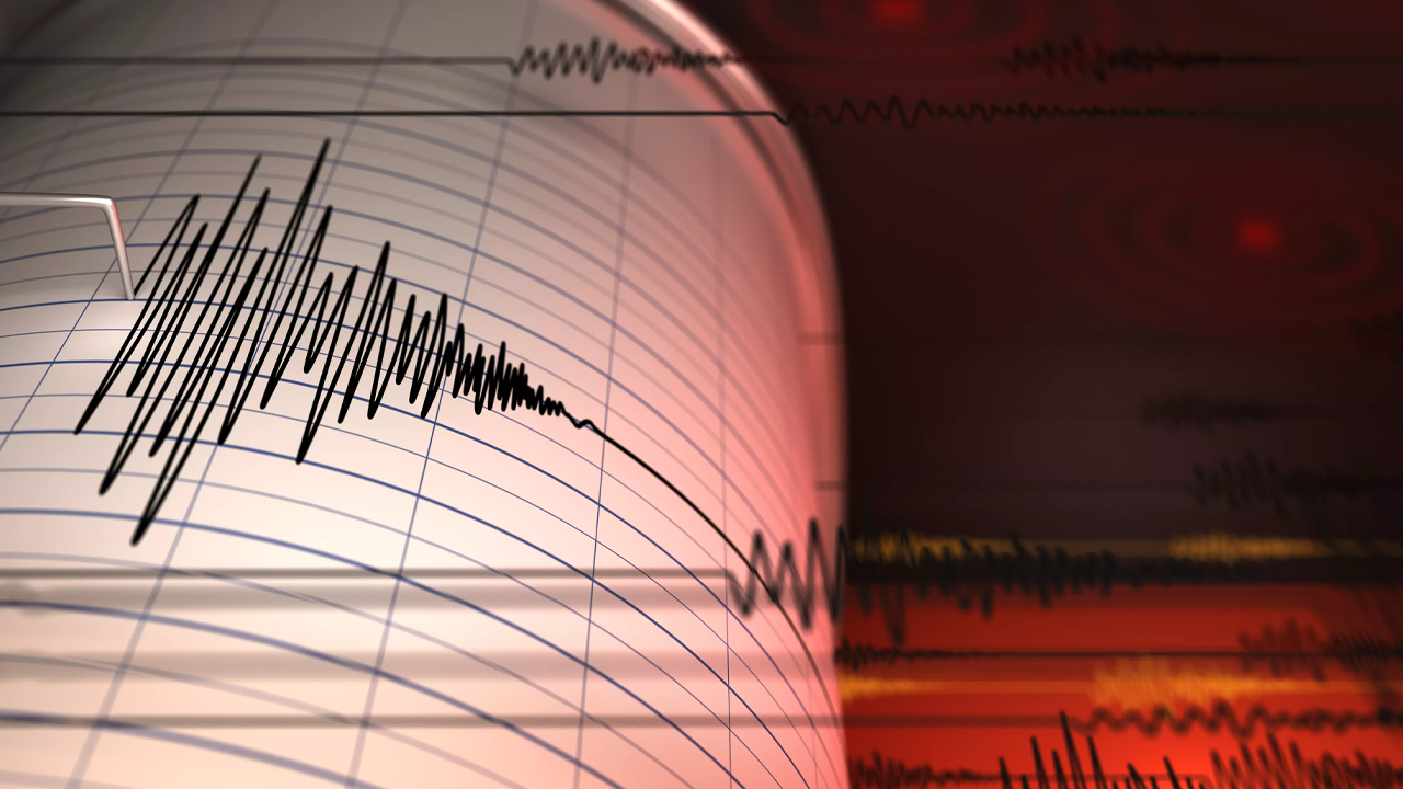 Antalya'da deprem oldu!