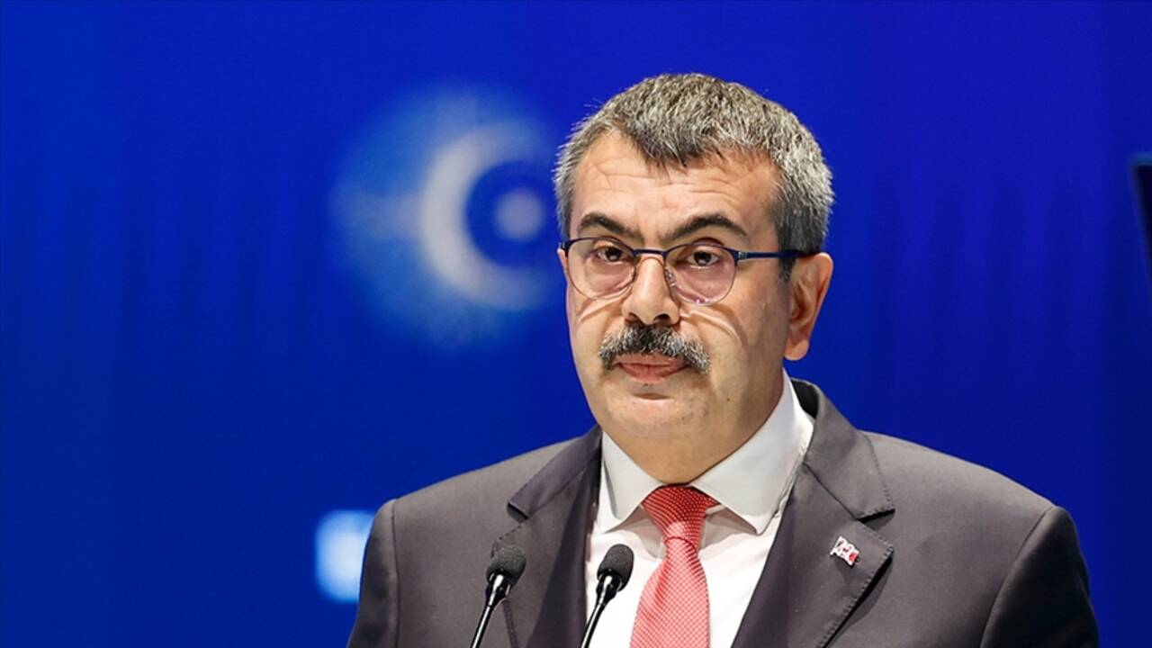 Bakan Tekin, müfredat değişikliğinin nedenlerini açıkladı