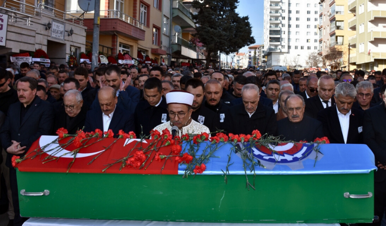 TÜRK-İŞ Genel Başkan Yardımcısı Kavlak, son yolculuğuna uğurlandı