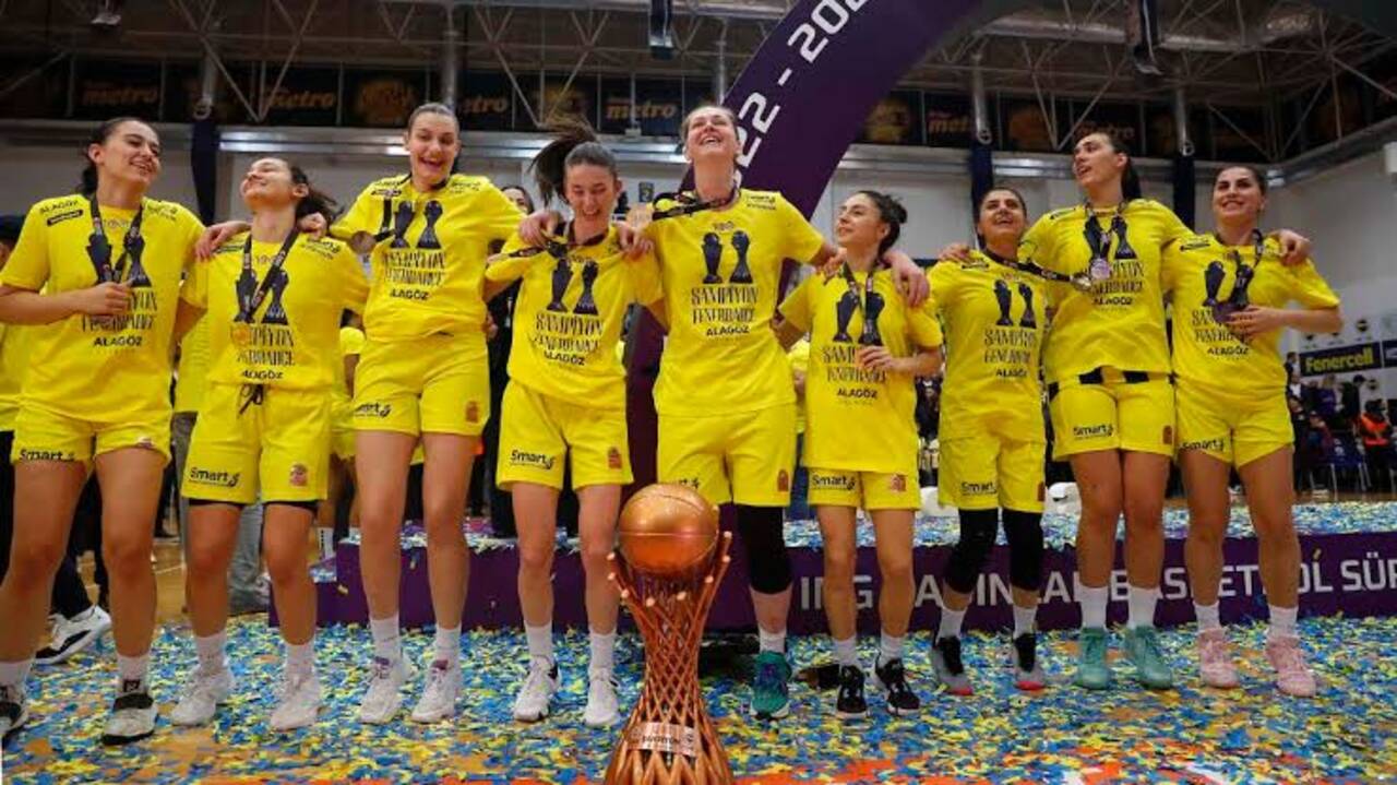 Fenerbahçe Alagöz Holding, FIBA Kadınlar Avrupa Ligi'nde Dörtlü Final'e yükseldi!