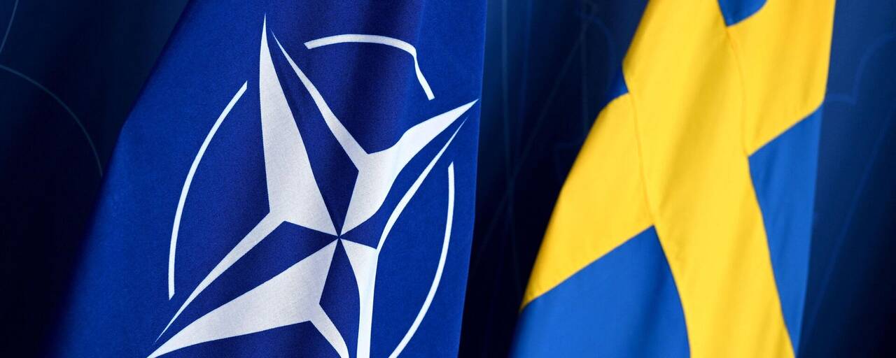 İsveç, NATO'nun resmen 32. üyesi oldu