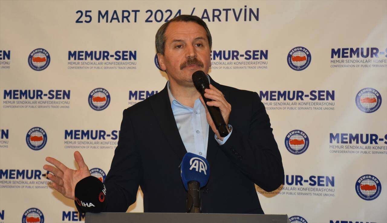 Memur-Sen Genel Başkanı Yalçın, “Memurun emeğini heder ettirdiler”