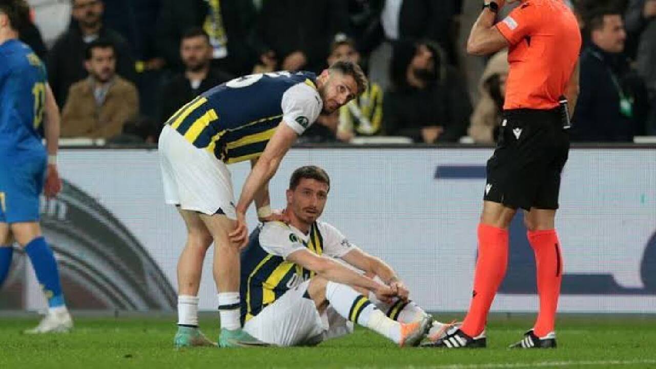 Fenerbahçe’de Mert Hakan, Trabzonspor maçında yok