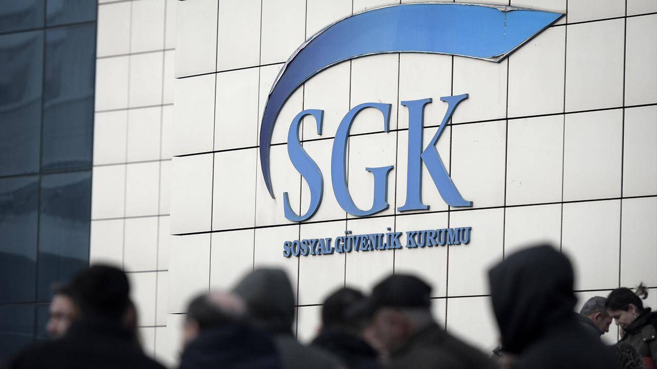 SGK'dan prim borçlarına ilişkin SMS uyarısı