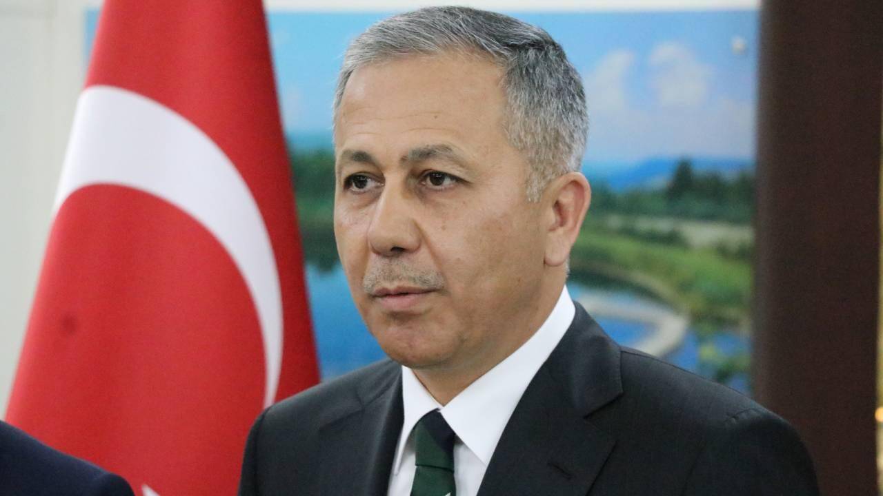 Bakan Yerlikaya'dan Telegram ve Discord'da uygunsuz paylaşım yapan çocuklara yönelik açıklama!