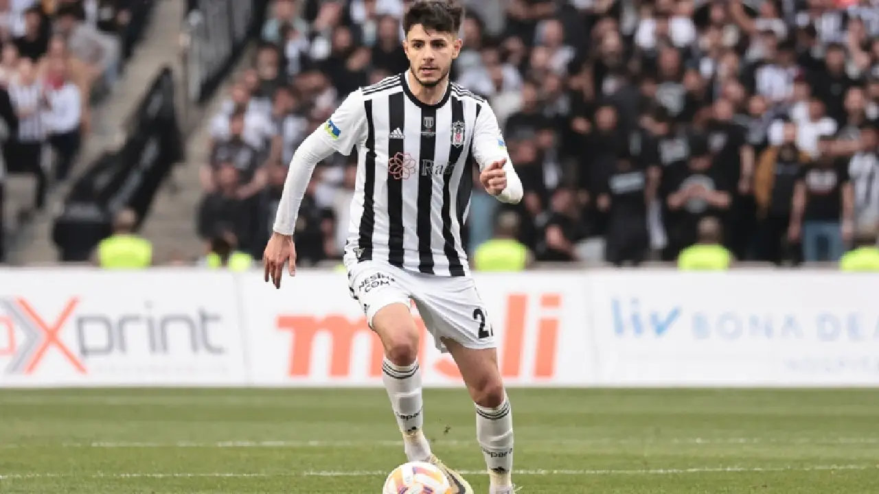 Beşiktaş'ta Berkay Vardar ile yollar ayrıldı