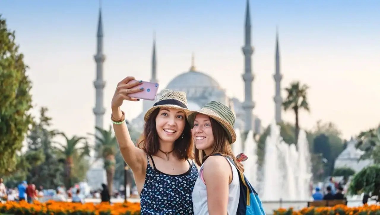 Türkiye yılın ilk iki ayında 4 milyon turist ağırladı! İşte o ülkeler