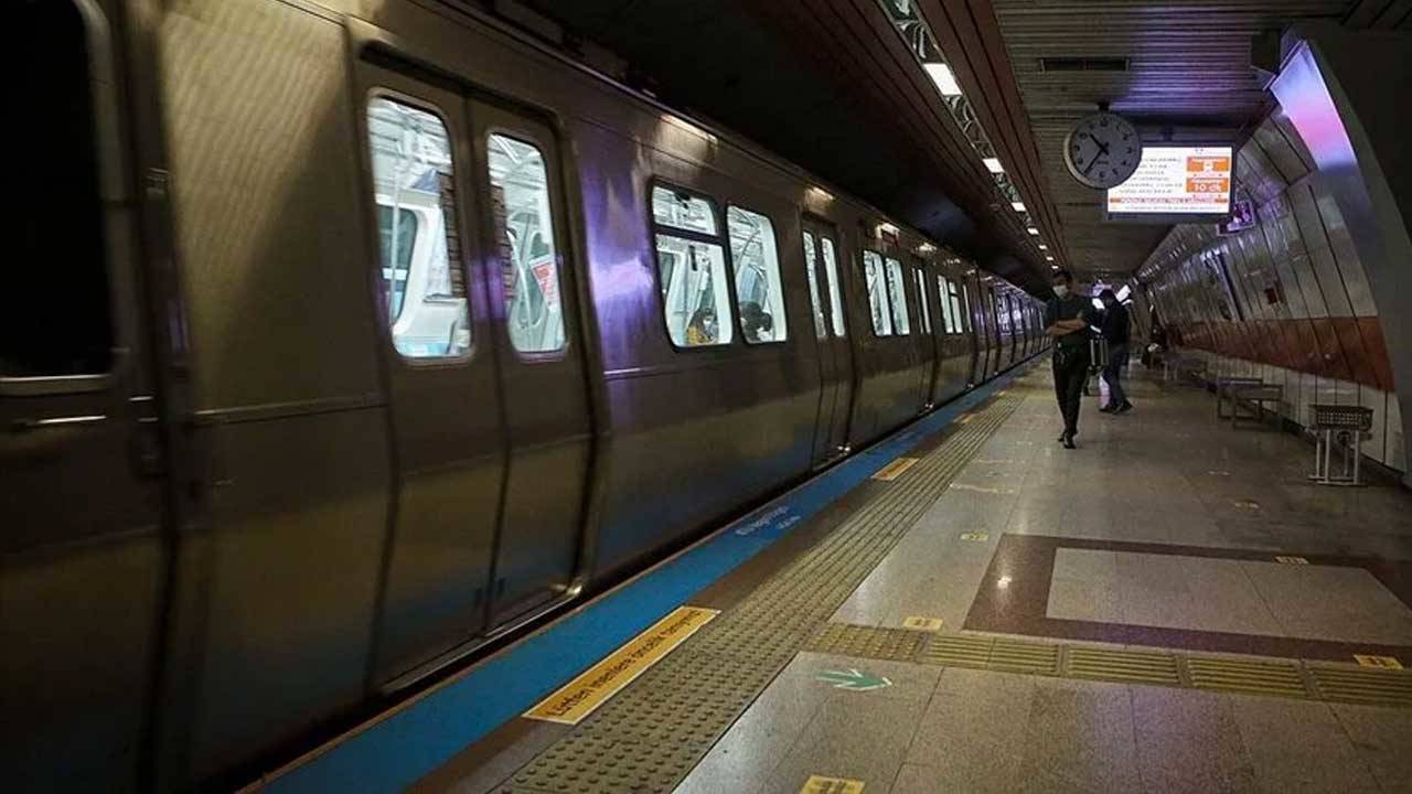 İstanbul'da Taksim metrosunda intihar girişimi