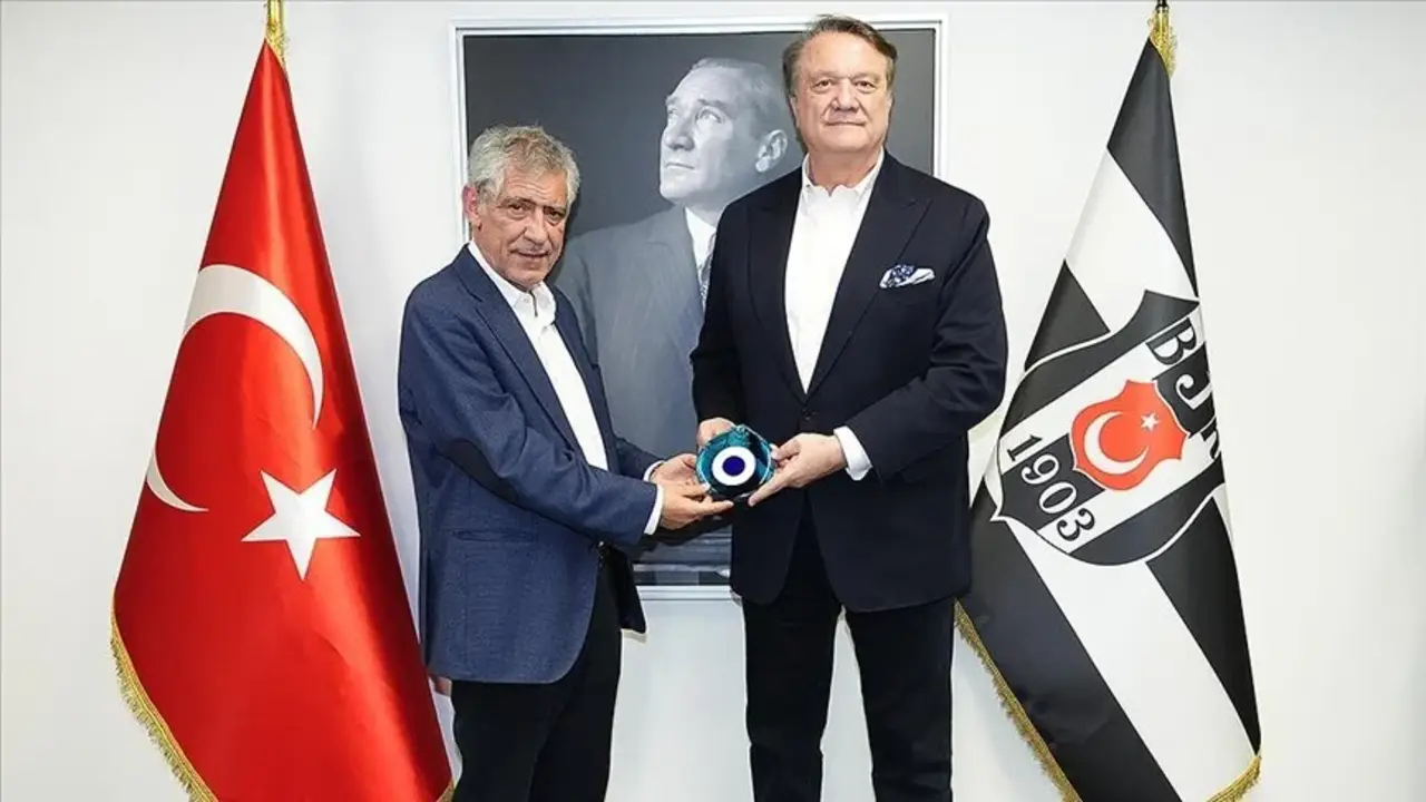 Beşiktaş Başkanı Hasan Arat, Fernando Santos ile vedalaştı