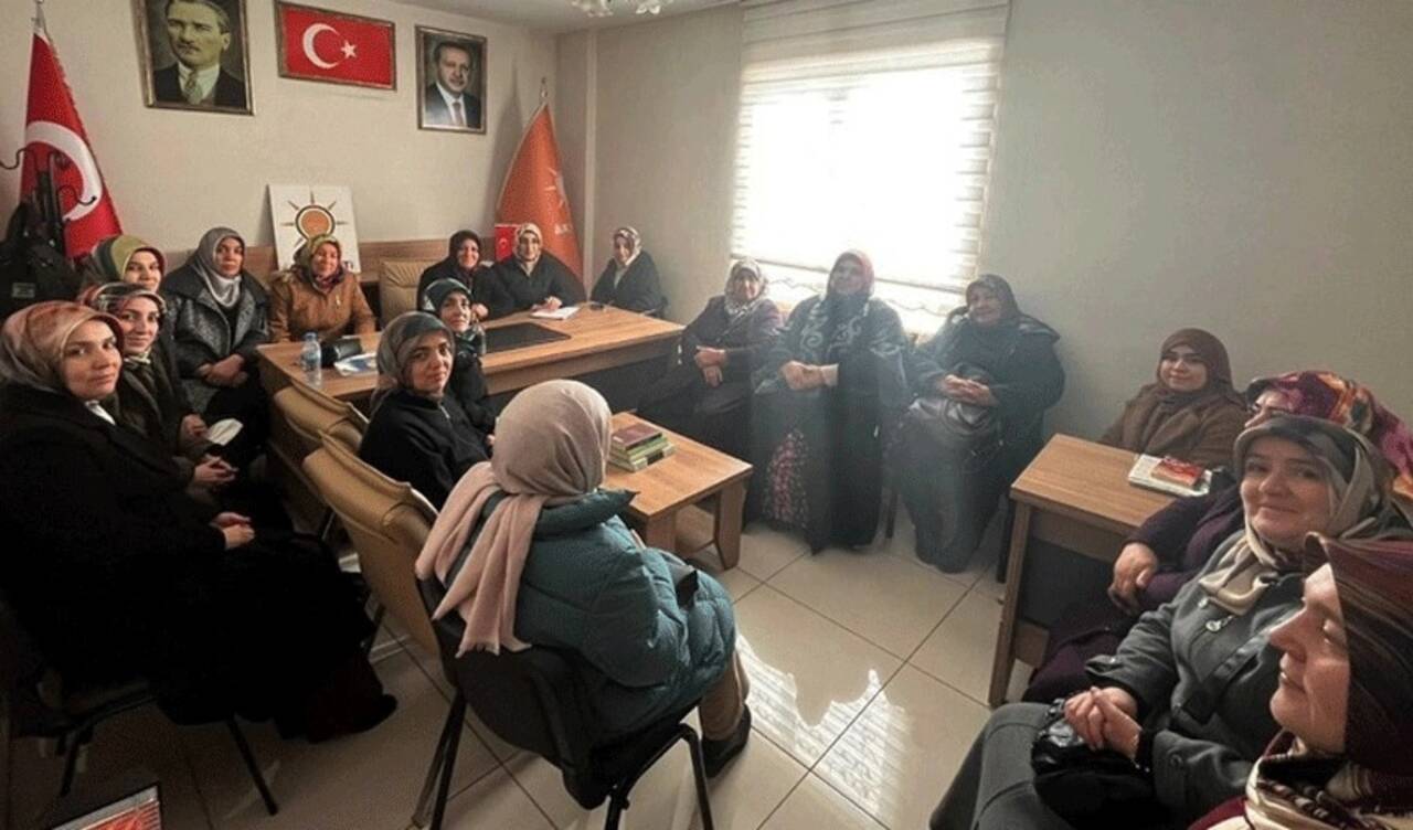 AK Parti'de dev istifa! 31 kişi görevini bıraktı