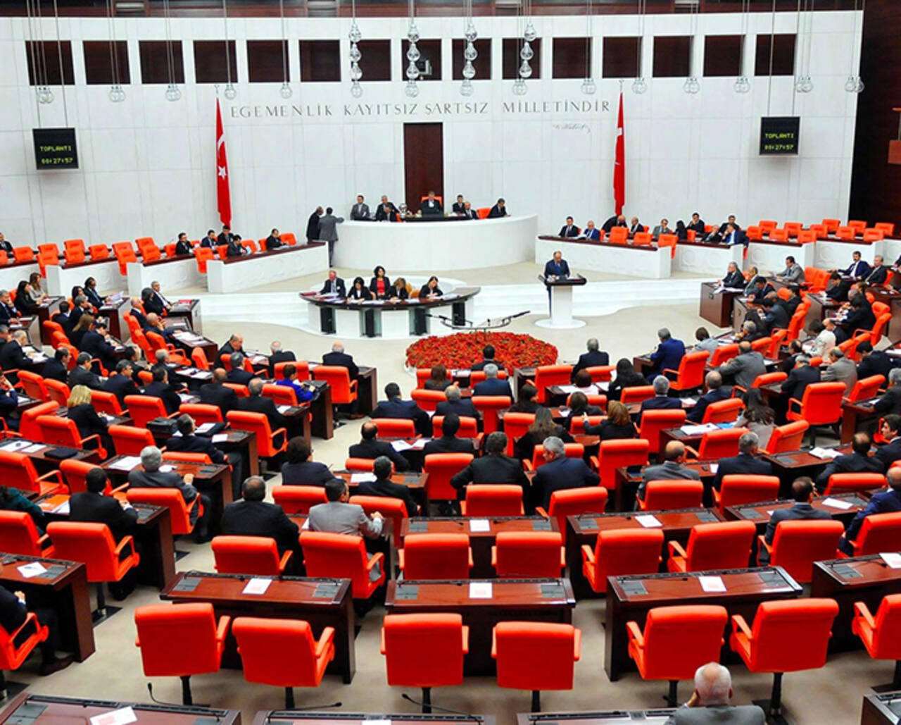 TBMM Genel Kurulu görüşmelerine Doğu Türkistan-Çin tartışmaları damga vurdu