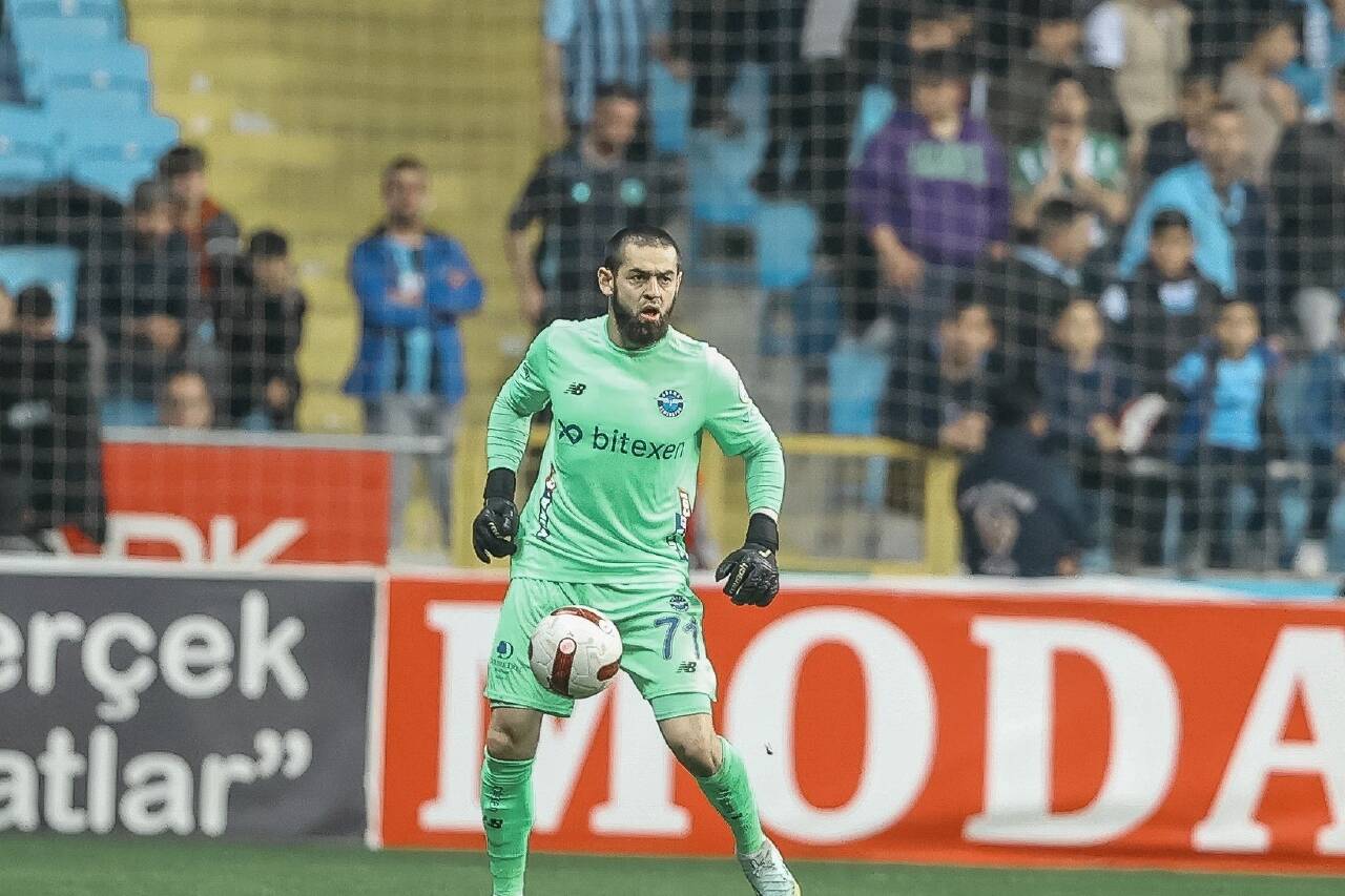 Adana Demirspor'da flaş ayrılık: Sözleşmesini feshetti