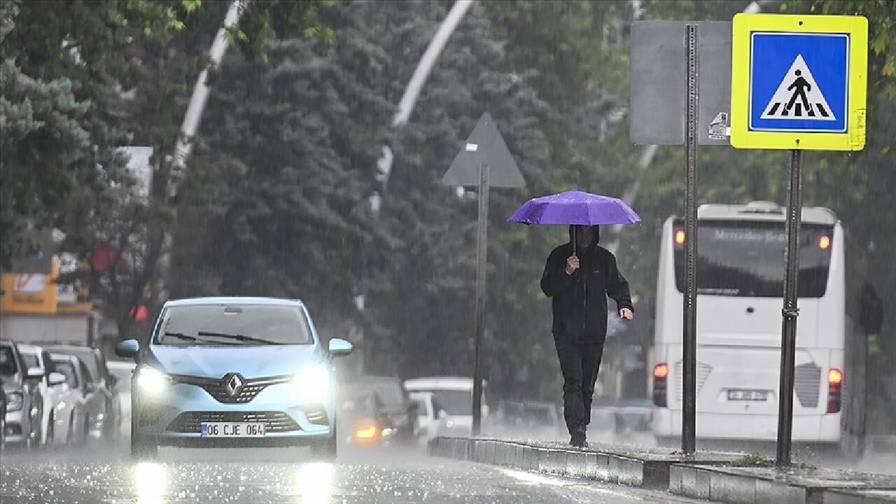 Ankara'da yarın gök gürültülü sağanak bekleniyor