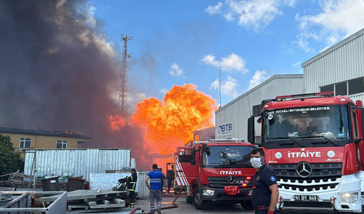 Kocaeli'nde korkutan yangın! Ekipler kontrol altına aldı