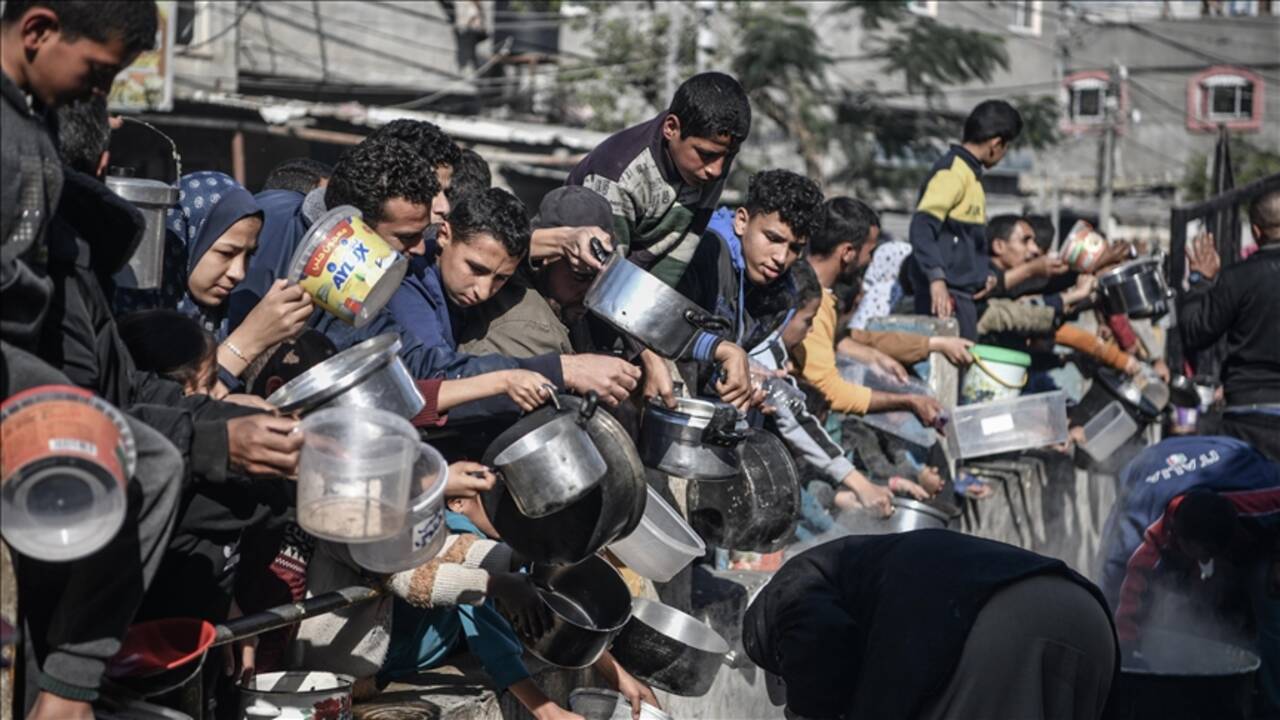 Gazze Şeridi'nde trajedi devam ediyor: Açlıktan ölenlerin sayısı 40'a yükseldi