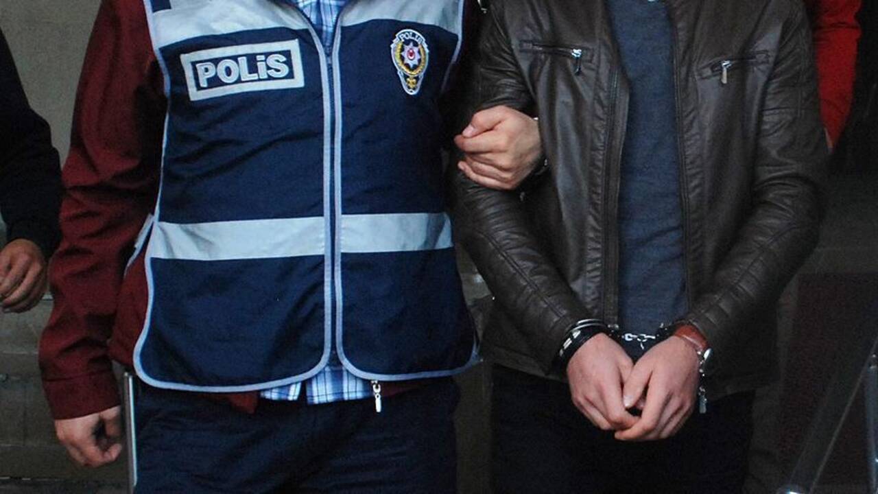 Erzurum'da FETÖ'cü doktora tutuklama! Örgüte üye kazandırmaya çalıştı