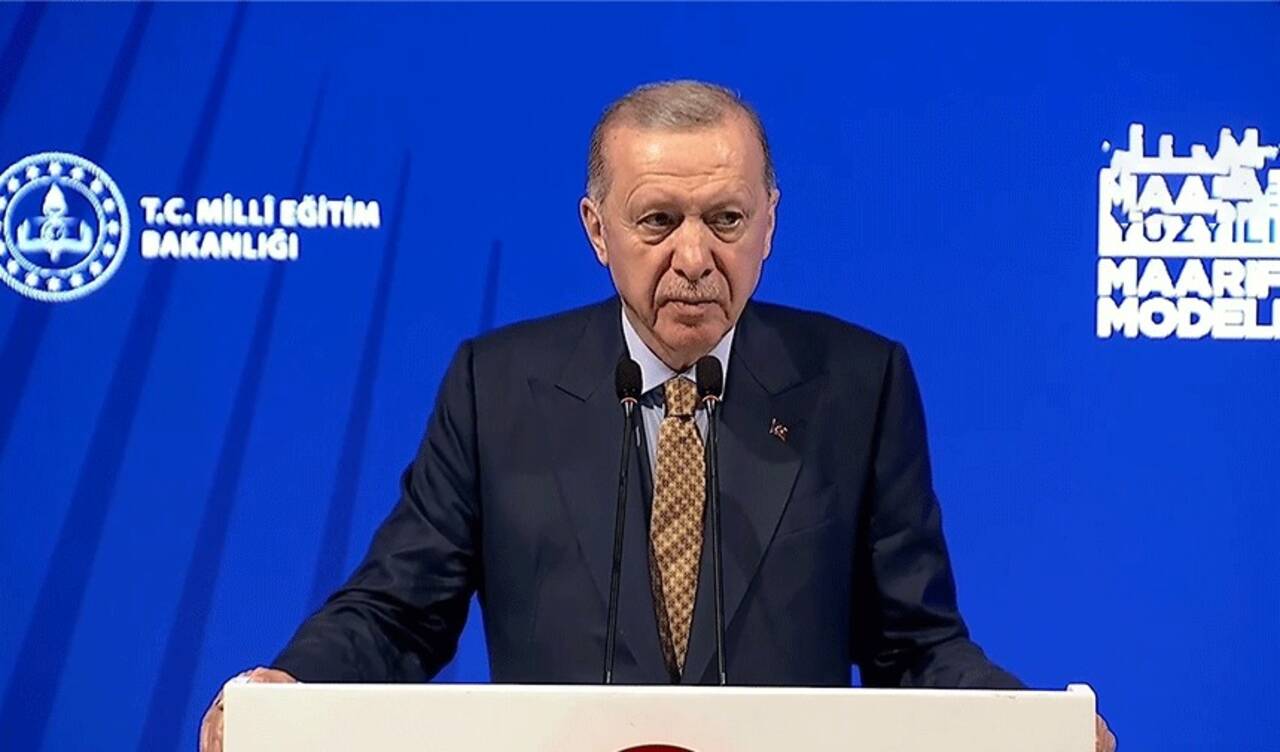 Cumhurbaşkanı Erdoğan atama bekleyen öğretmenlere müjdeyi verdi!