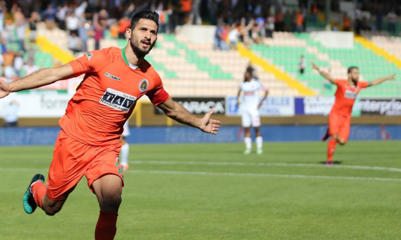 Eyüpspor, Umut Meraş'ın ardından Emre Akbaba ile de anlaştı