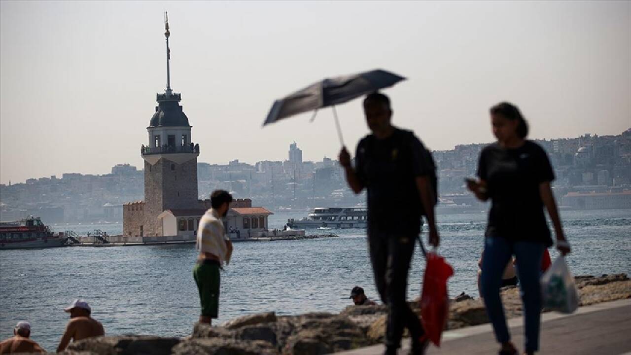 İstanbullular sıcak havaya uyandı! Nem oranı rekor kırdı