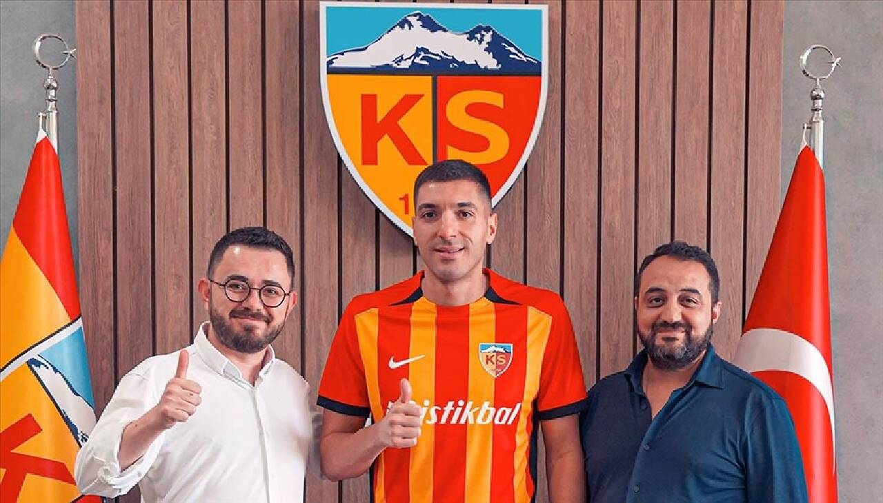 Kayserispor, yıldız isimle 1 yıllık sözleşme imzaladı