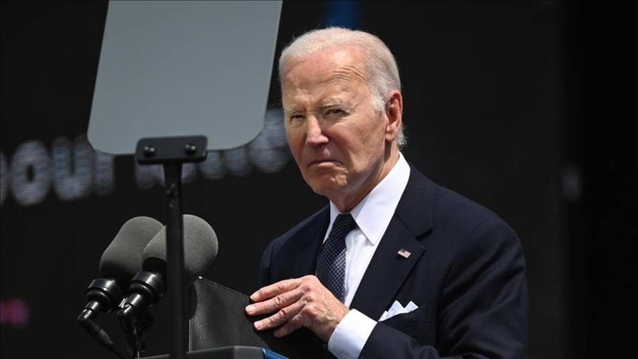 ABD'de Demokrat Senatör Warner'ın, Biden'ın yarıştan çekilmesini isteyeceği iddia edildi