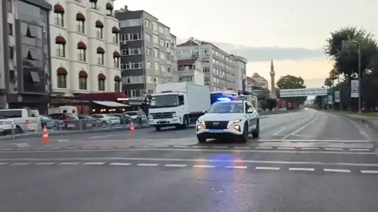 İstanbullular dikkat! İşte, trafiğe kapatılan yollar...