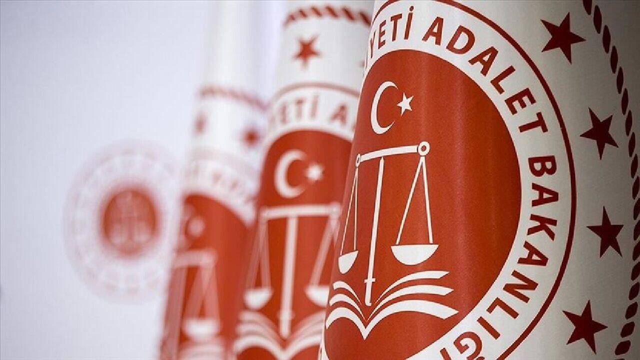 'Sahte diploma hazırlayan Suriyelilerin Adalet Bakanlığı'nda çalıştığı' iddiasına açıklama geldi