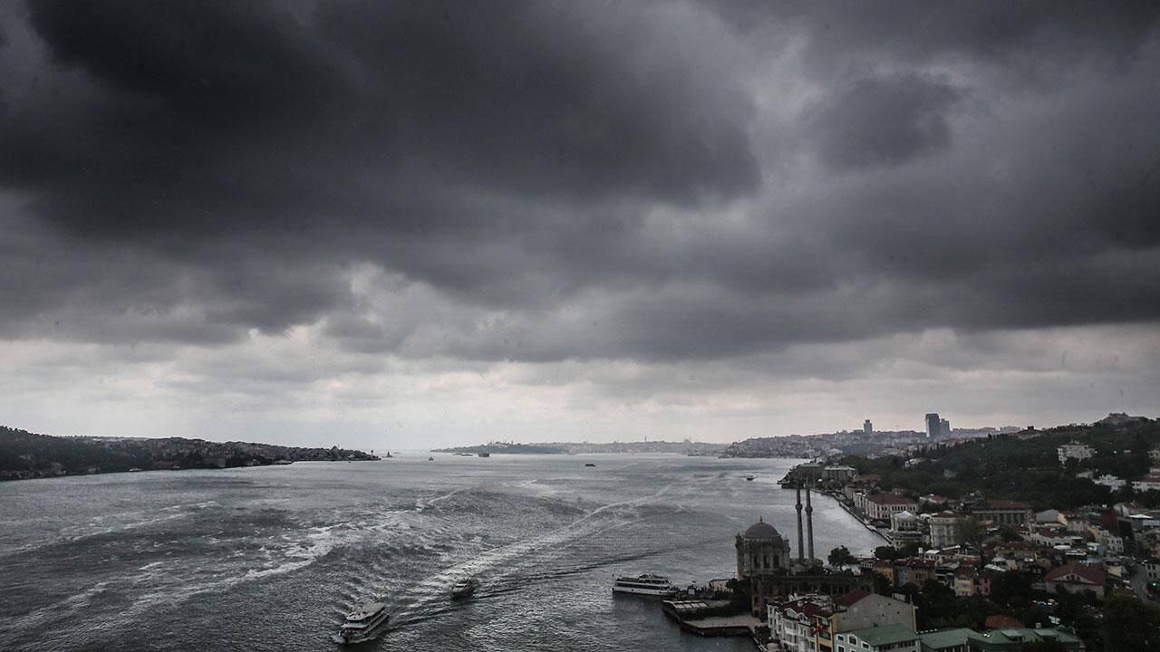 Meteoroloji uyardı: İstanbul'da kuvvetli sağanak bekleniyor