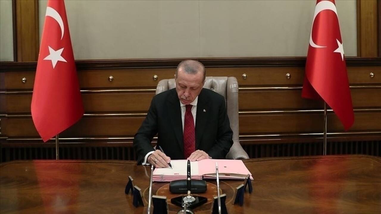 Cumhurbaşkanı Erdoğan, 13 üniversiteye rektör atadı