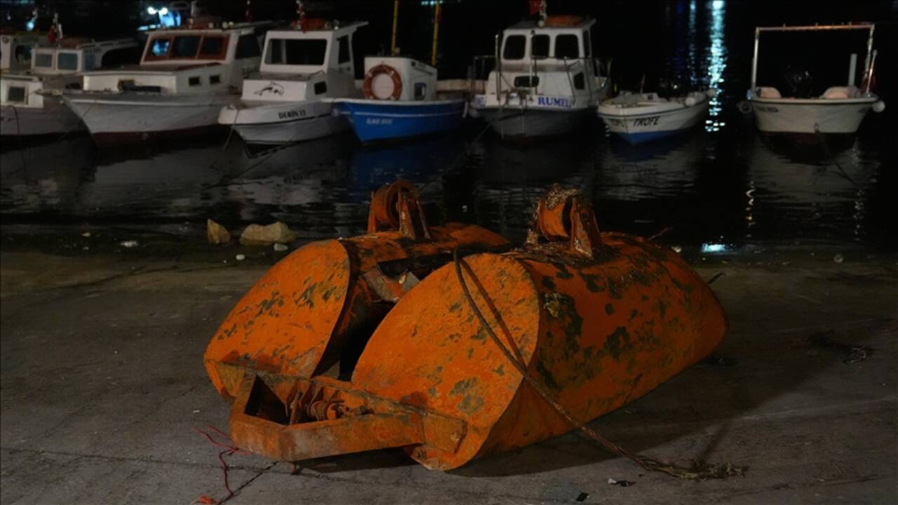 Arnavutköy sahili açıklarında şüpheli cisim bulundu: Jandarma inceleme başlattı