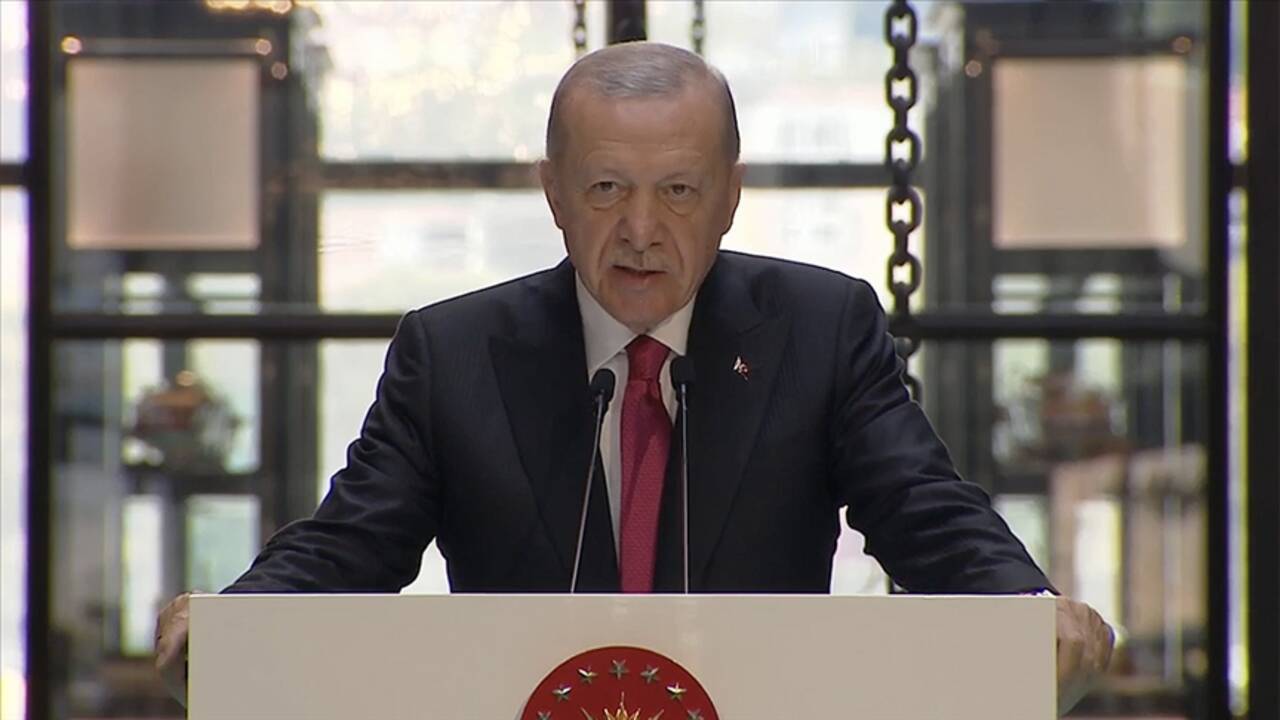 Cumhurbaşkanı Erdoğan: Turizm gelirimiz istikrarlı şekilde artıyor