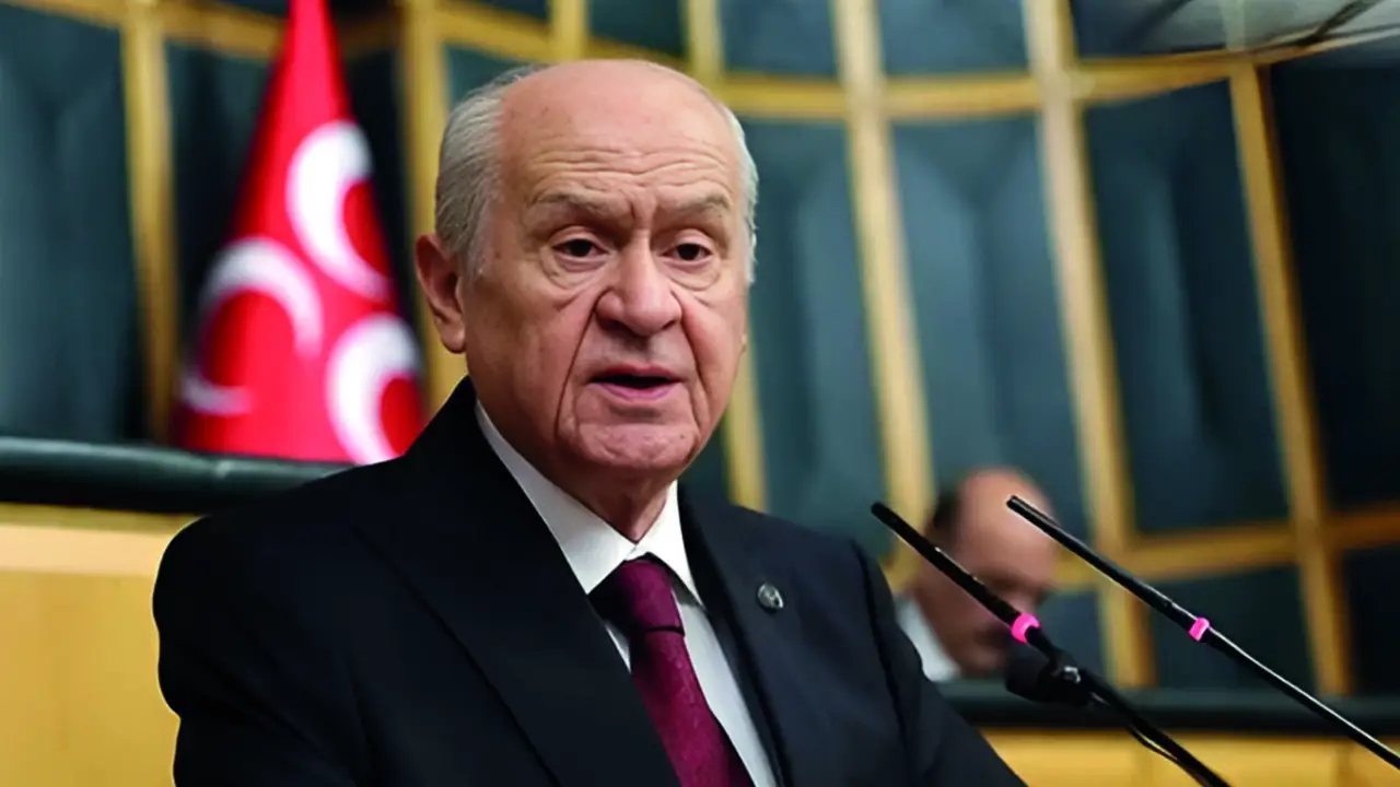 Bahçeli'den tarihi mesaj: Elimi uzatıyorum, ya terör ya siyaset!