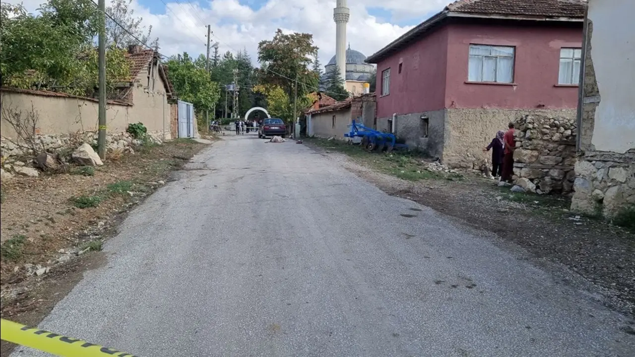 Çorum'da arazi anlaşmazlığı: Muhtar hayatını kaybetti, kardeşi ağır yaralandı