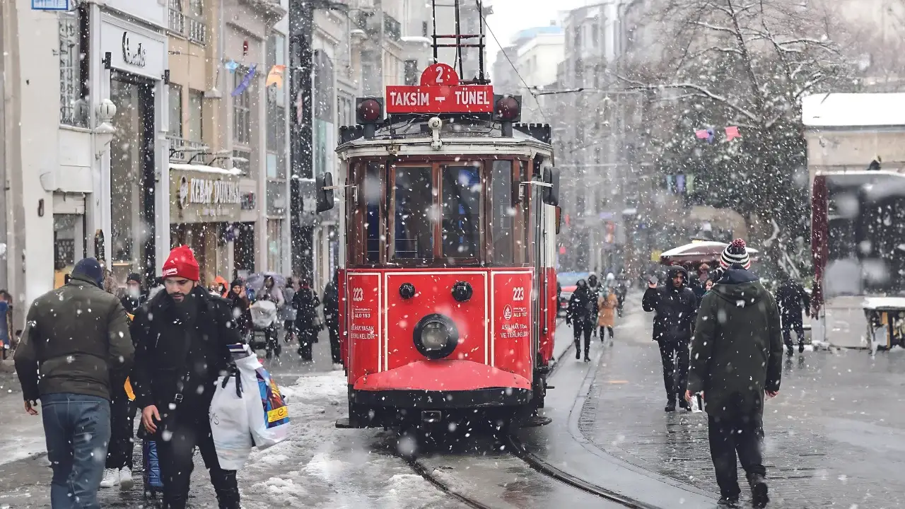 Kar, kapının eşiğini aştı