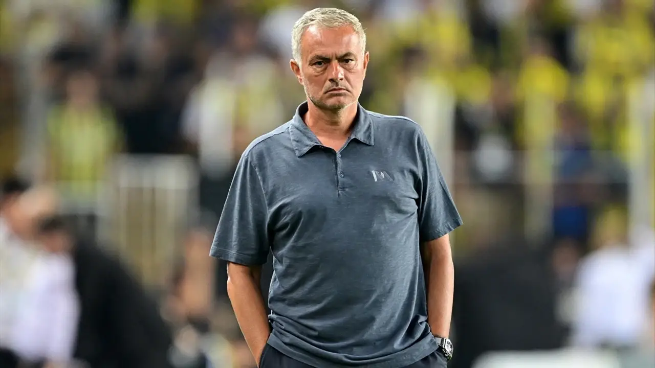 Jose Mourinho'dan futbol yorumcularına flaş gönderme