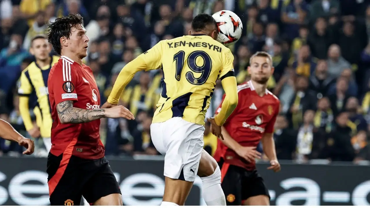 Fenerbahçe ve Manchester United, Kadıköy'de puanları paylaştı