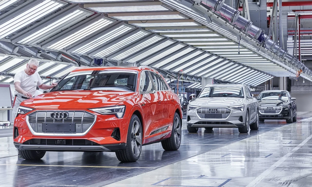 Audi'nin Brüksel fabrikası kapanıyor! İşçilerin tepkisi çığ gibi büyüyor