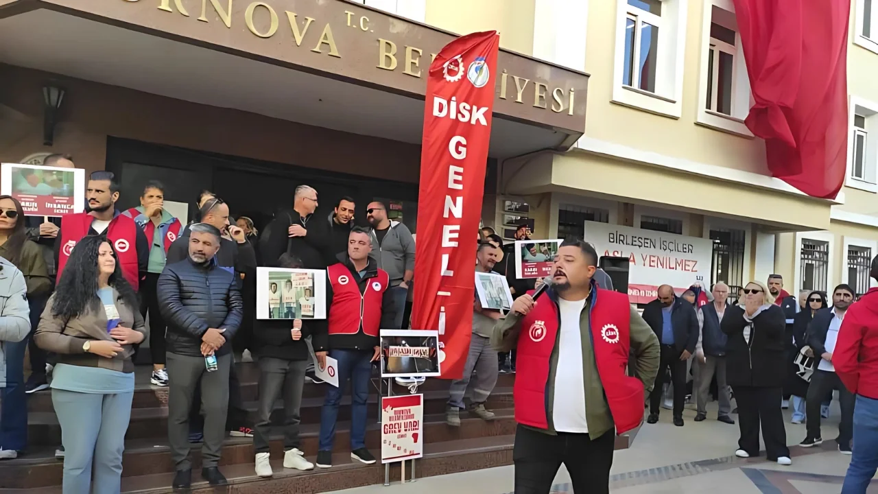 İzmir Bornova Belediyesi işçileri iş bıraktı: Sadaka değil, haklarımızı istiyoruz!